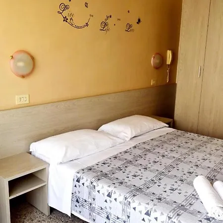 In Guest - New Cirene Double Comfort Half Package * 里米尼