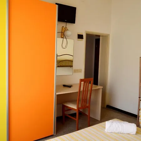 In Guest - New Cirene Double Comfort Half Package Vendégház