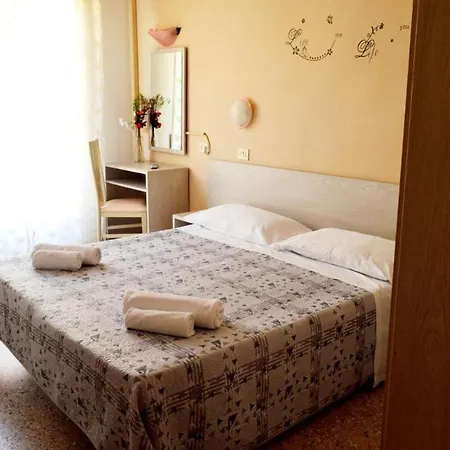 Penzion In Guest - New Cirene Double Comfort Half Package *